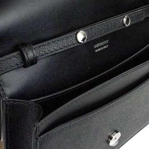 Burberry Hampshire Crossbody Embossed Logo Black Leather New - Picture 6 of 7